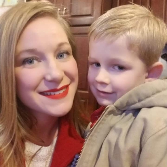 Meet your Posher, Kathleen - Picture 1 of 1